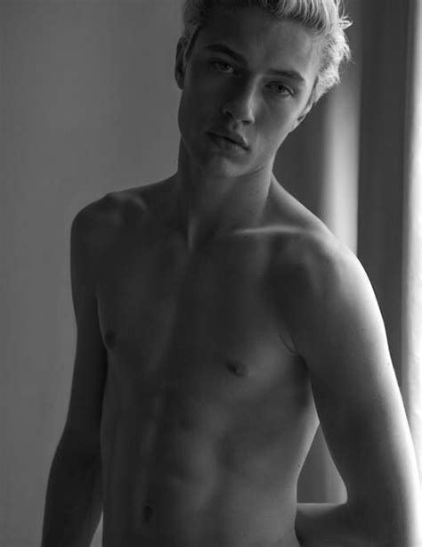 Lucky Blue for ODDA Magazine Celebrità Attori Cantanti