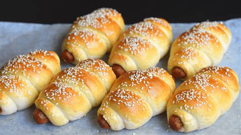 Easy Sausage Buns Recipe Hot Dog Buns Recipe Merryboosters