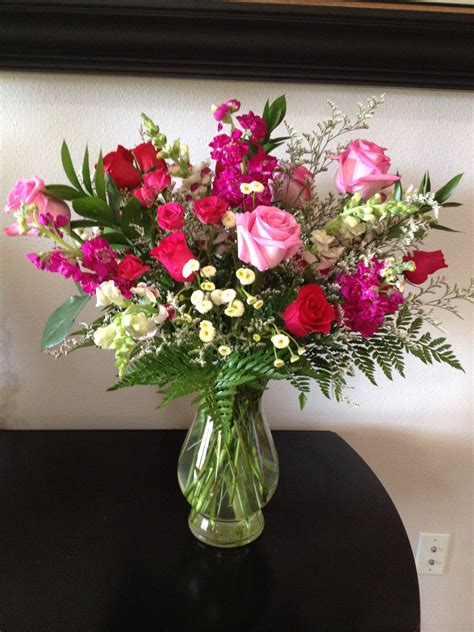 We are a leading online gift shop in the philippines. Pin by Brigid Surber on Artemisia Floral Design | Flower ...