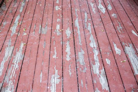 Do It Yourself Divas Diy Refinish A Deck With Rustoleum X Paint