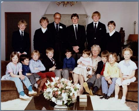 Koningin Juliana Prins Bernhard En Hun Kleinkinderen Nl Koninklijke