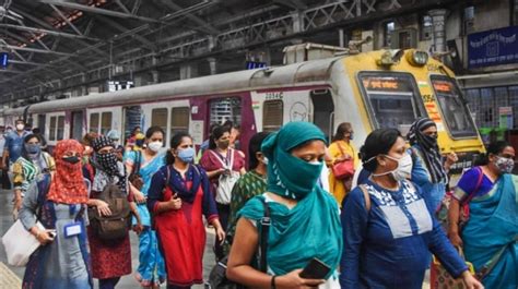 Women Passengers Allowed In Mumbai Local Trains From Today Indiatoday
