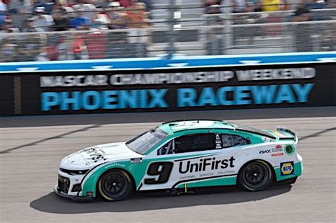 Chase Elliott Scores Unifirst Sponsorship For 3 Races