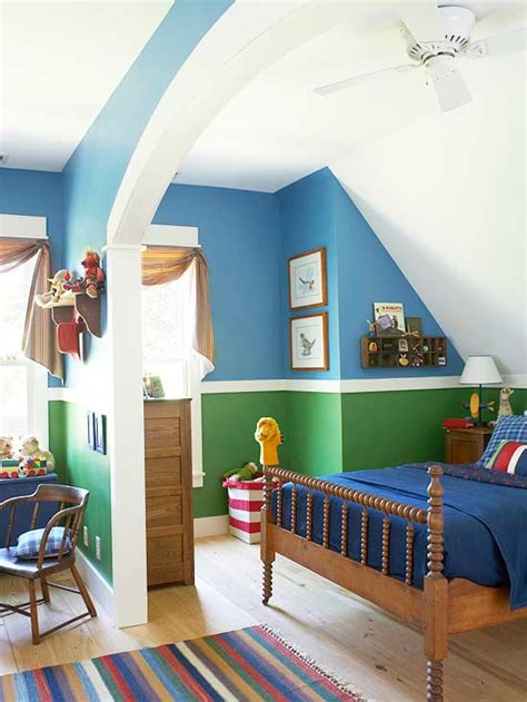 To design a child's bedroom may be quite challenging for some of us because children are growing up so fast these days. Kid's Bedrooms: Boy's Bedrooms - love the blue + green # ...