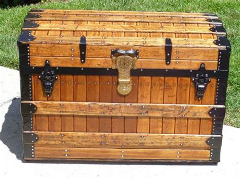 Antique Trunks Identification And Value Guide