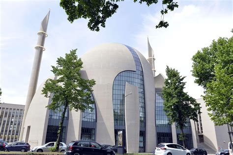 Dünyanın En Güzel Camilerden Biri Köln Merkez Camii Milliyet Emlak