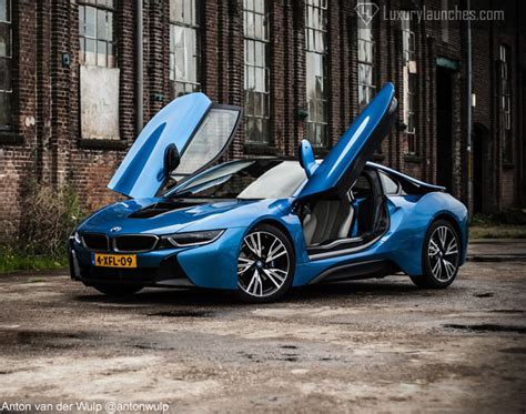 Review Bmw I8 The Sexiest Hybrid In Town Luxurylaunches