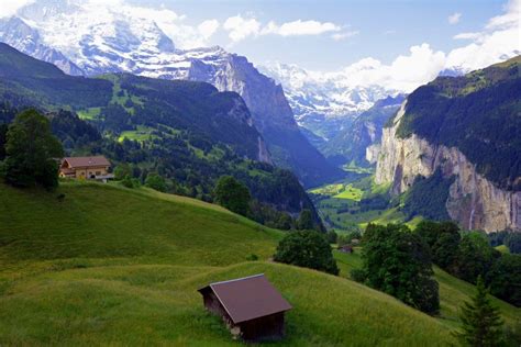 Wengen A Car Free Alpine Village Alpine Village Places In