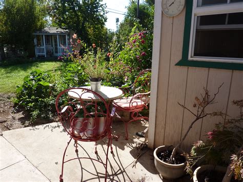 Backyard Cottages At My Grandmas Backyard Cottage Dream Cottage