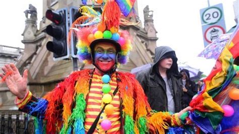 Thousands Attend Annual Belfast Pride Parade Bbc News