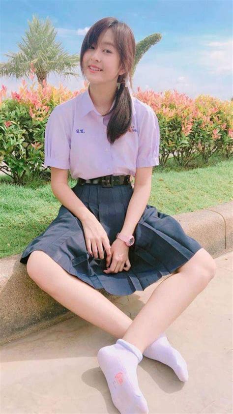 Haru Thai High School Girl นางแบบ กระโปรงสั้น ผู้หญิง