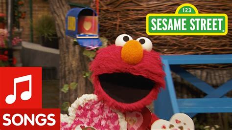 Sesame Street Elmo Sings Happy Valentines Day Song Youtube