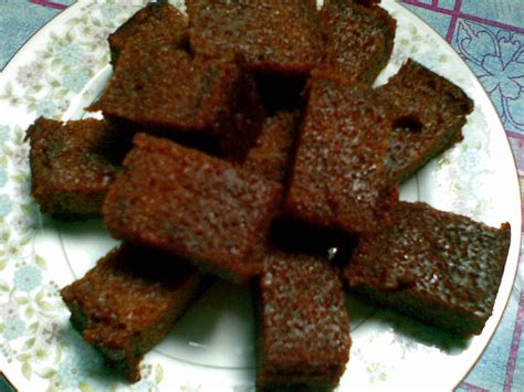 Kek sponge (honeycomb) 10 biji telur 6 oz mentega 2 cawan gula pasir (digoreng) 2 cawan air From Bakery 2 Embroidery: Kek Sarang Semut/Kek Sarang ...
