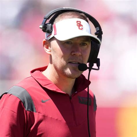Lincoln Riley Top Team Coach And Motivator Inspires