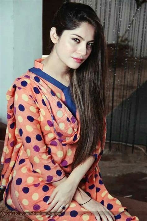 Pin By Sans On ℘αкisтαni Sтαrs Woman Crush Pakistani Actress Model