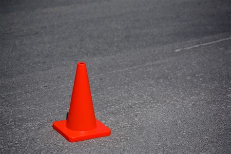 If you don't have any cones i used some boxes with weights in them when i was first starting, which are tough to use but get the job done. Parallel Parking Instruction for the Distance Between Markers | It Still Runs | Your Ultimate ...