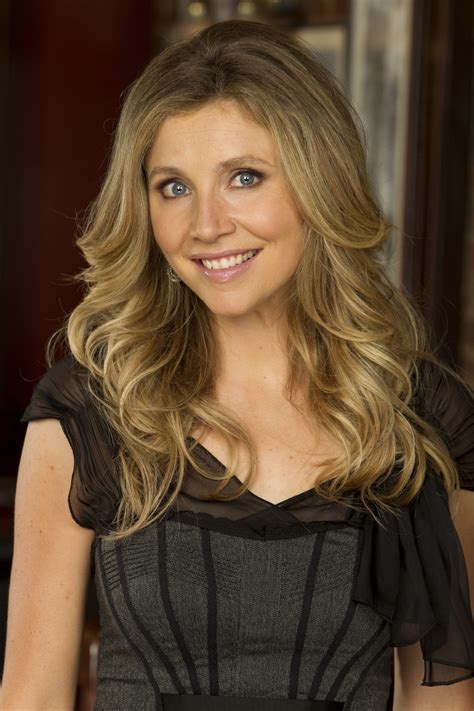 Model, photographer, stylist, makeup or hair stylist, casting director, agent, magazine, pr or ad agency, production company, brand or just a fan! Sarah Chalke photo 29 of 86 pics, wallpaper - photo ...