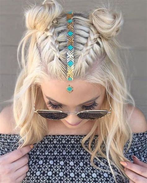 Cute Beach Hairstyles That You Should Try On Your Vacation All For Fashion Design