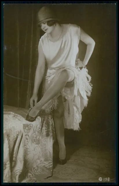 D019 FRENCH NUDE Woman Wyndham Risque Lingerie Original Old 1920s Photo
