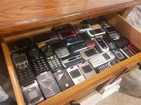 Some Of My Collection Of Old Cell Phones Rcoolcollections