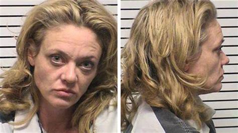 Lisa Robin Kelly Of That 70s Show Arrested On Suspicion Of Dui