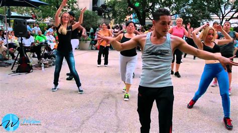 Zumba Fitness Cumbia Class With Wilson El Bailarin Hd Youtube