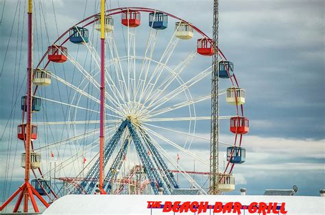 Seaside Ferris Wheel Photograph By Bob Cuthbert