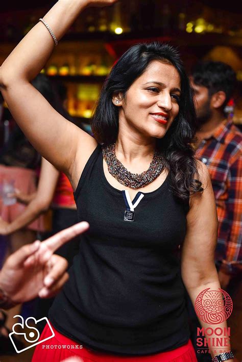 Indian Hot Party Girls Sexy Dark Armpits Photo 32 38