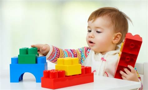 Ab wann eine babyschaukel für ihr kind geeignet ist, hängt vor allem auch vom ausgewählten modell ab. ᐅ Ab wann dürfen Babys sitzen? | Tipps & Tricks