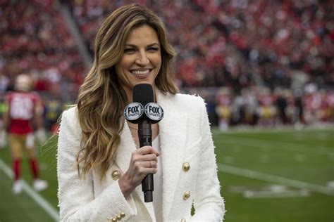 Erin Andrews Net Worth How Much Is Fox Sports Nfl Reporter Worth In 2023