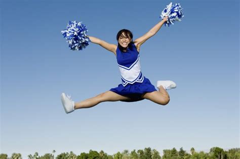 Ways To Train For Higher Cheerleading Jumps Livestrongcom