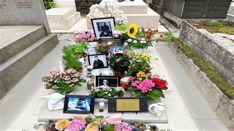 Tombe de Gaspard ULLIEL cimetière du père Lachaise Paris YouTube