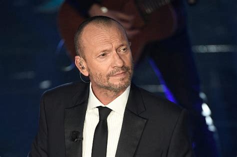 Biagio antonacci lyrics with translations: SIAE sblocca i diritti della canzone 'Mio fratello' di ...