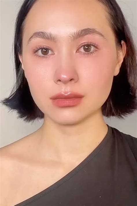 Crying Makeup Is A Hot New Tiktok Beauty Trend