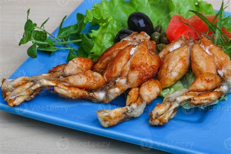 Fried Frog Legs 7847085 Stock Photo At Vecteezy