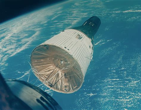 Gemini Vii Spacecraft Orbiting The Earth Large Format December 15 16