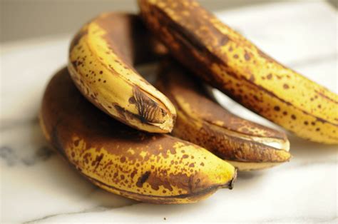 You Wont Believe What Eating Two Ripe Bananas Every Day Does To Your Body