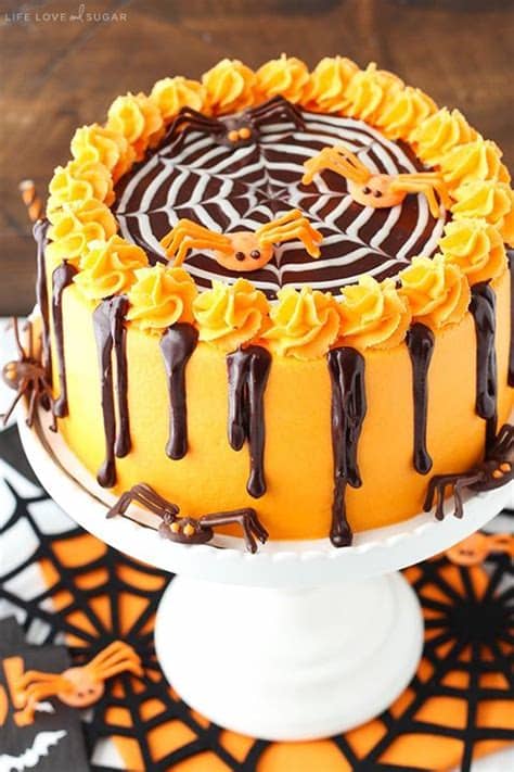 It pipes beautifully, and is the perfect way to finish off all of your birthday cupcakes. 70 Easy Halloween Cakes - Halloween Cake Decorating Ideas