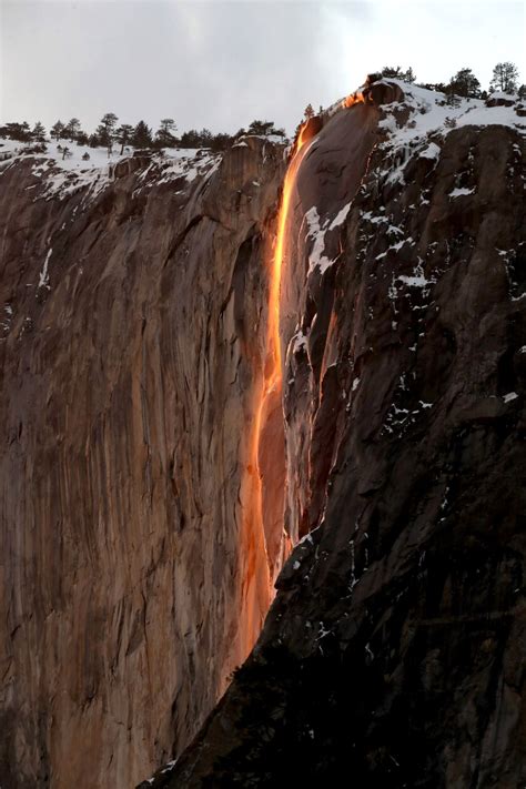 How To Best Photograph Yosemites Firefall Glow Los Angeles Times