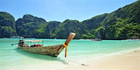 Below i've written a description of the location and topography of cat ba island and a little bit of history and background, followed by some information. Travelling to Cat Ba Island - the pearl of Haiphong City ...