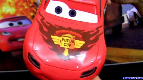 Cars 2 Transforming Lightning Mcqueen From Disney Store Buildable Toy