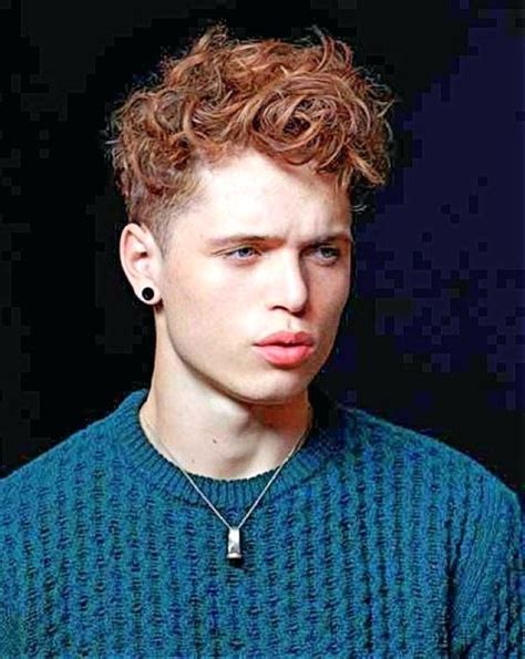 Short curly hairstyles have envious texture, but apparently difficult to manage in the age of short, cropped hair. The 45 Best Curly Hairstyles for Men | Improb