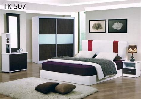 Disini kami paparkan pelbagai gaya hiasan bilik tidur untuk inspirasi anda. Set Bilik Tidur Murah Di Klang | Desainrumahid.com
