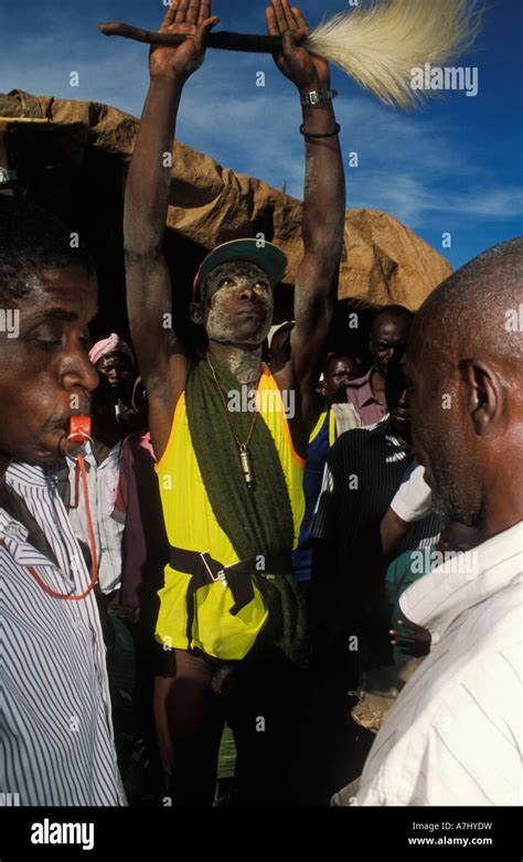 Bagisu Circumcision Ceremony Mbale Uganda Stock Photo Alamy