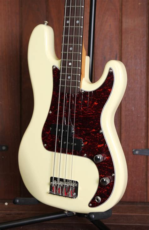 Sx Pb Bass 34 Size Solidbody Electric Bass Guitar Vintage White The