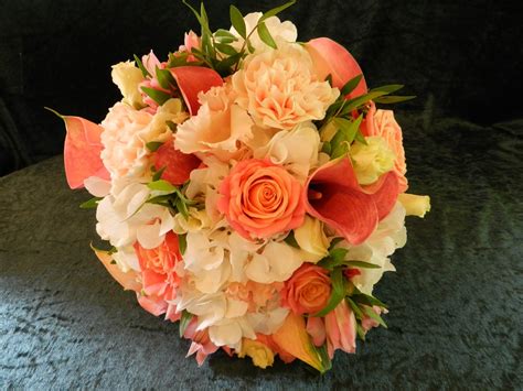 Sandras Flower Studio Coral And Ivory Wedding Flowers