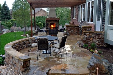40 Best Patio Ideas With Fireplace Traditional Designs For Outdoor Living Outdoor Covered