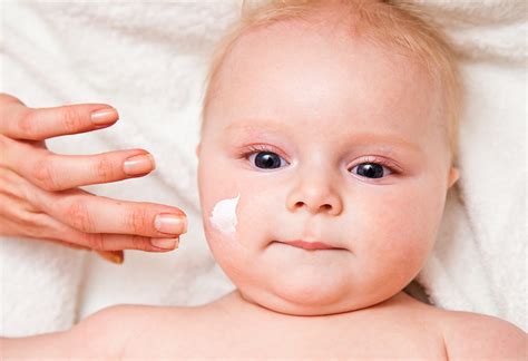 4 Tips For Protecting Newborns Skin