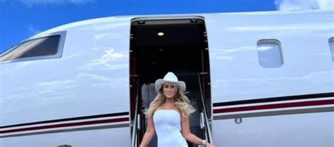 Photos Leak Out Of Paulina Gretzkys Bachelorette Party On Private Jet
