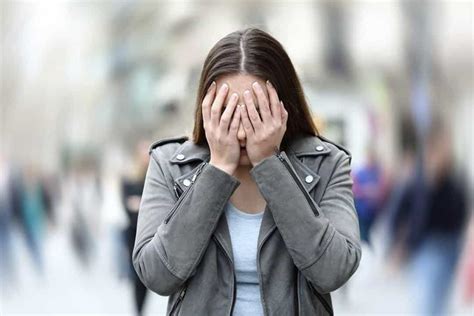 Social Anxiety Disorder 5 Reasons Why You Feel Fearful Around People